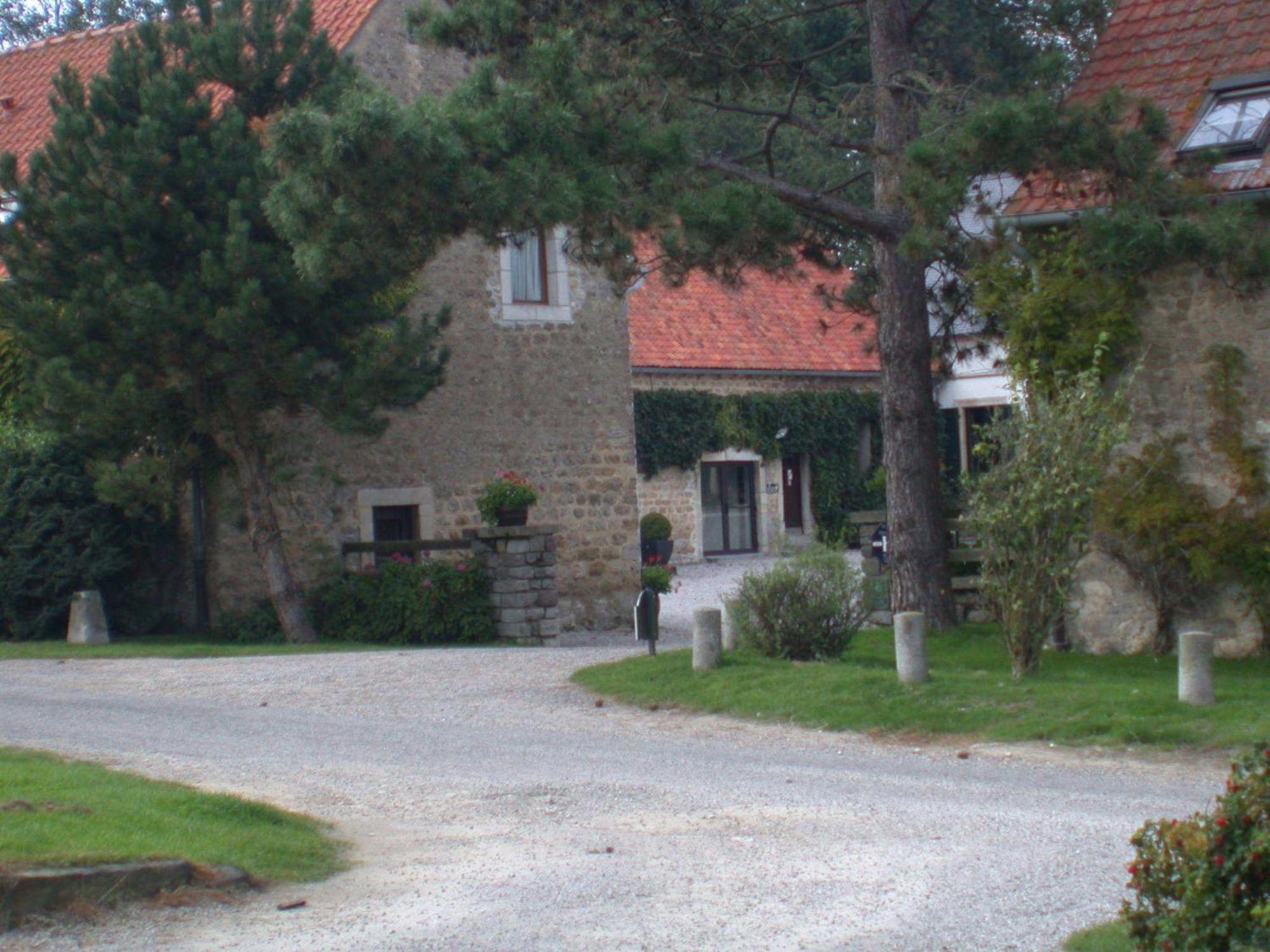 Logis La Ferme Du Vert Wierre-Effroy Εξωτερικό φωτογραφία