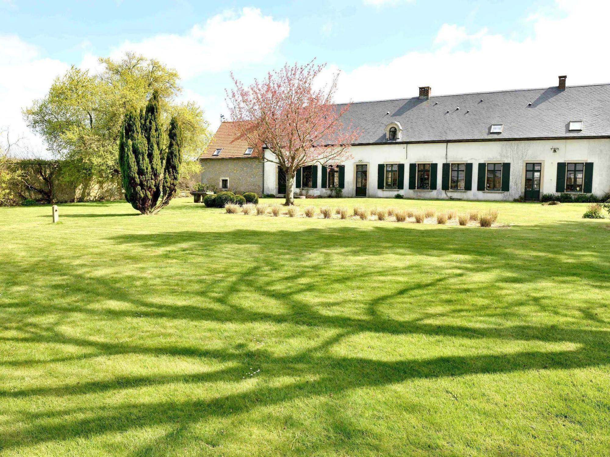Logis La Ferme Du Vert Wierre-Effroy Εξωτερικό φωτογραφία